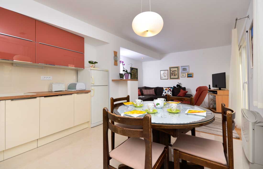 Apartmani uz more Baška Voda - Apartman Jurišić / 05