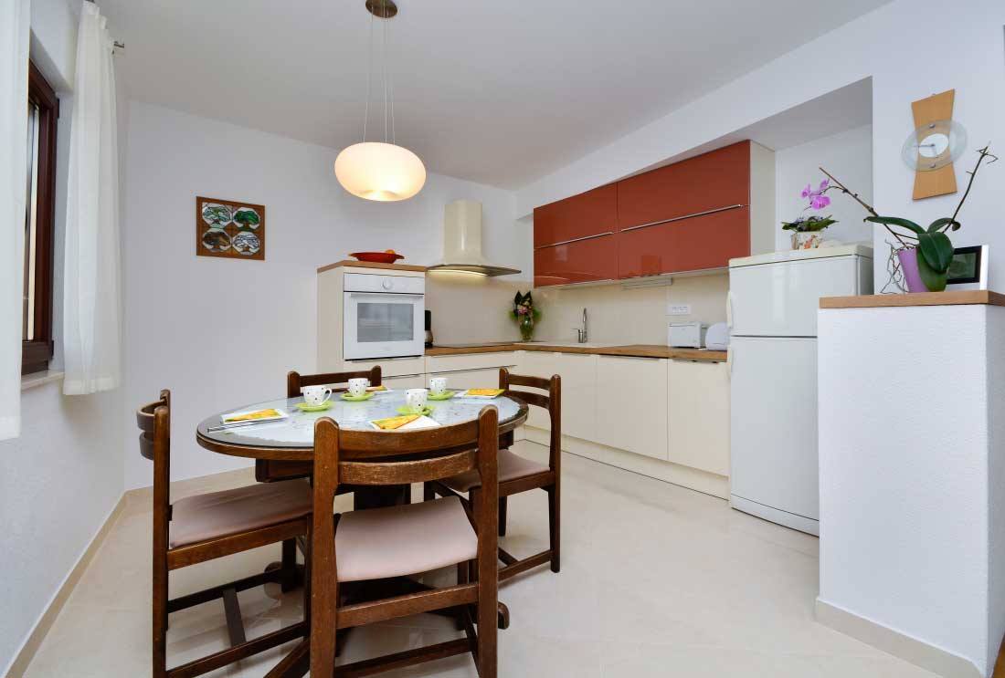 Apartmani Baška Voda - Apartman Jurišić / 06