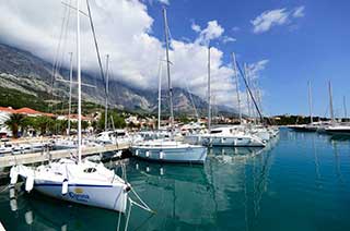 Baška Voda Apartmani uz More - Apartman Jurisic