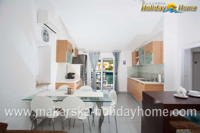 Makarska apartman uz samo more - Apartman Bura A2 / 02