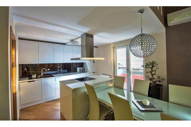 Makarska luksuzan apartman za 8 osoba - Apartman Ivan A5 / 06