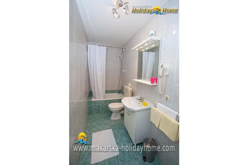 Privatni smještaj Makarska - Apartman uz More Vesela A2 / 17