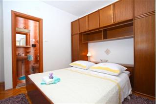 Promajna Croatia - Seafront Apartment Karla A2