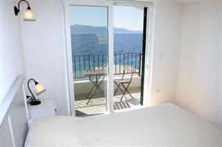 Zaostrog apartmani uz More - Apartmani Gojko