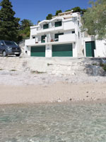 Hrvaska apartmaji tik ob morju v Zaostrog